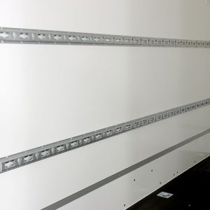 Blyss Kofferanhänger 146x304cm Höhe: 180cm 1,3t | Seitentür – Bild 8