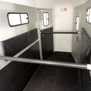 Cheval Liberte Pferdeanhänger Touring One 1,5er | Pullman-Fahrwerk | Frontausstieg | schwarz – Bild 14