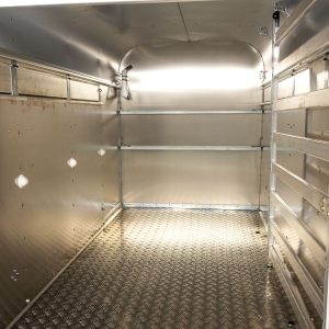 Ifor Williams Schaf- und Kälberanhänger P8G 124x250 cm Höhe: 153 cm | 1,4t – Bild 17