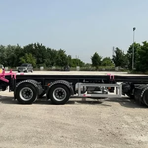 Cardi Roll-Off-Trailer mit Luftfederung (Länge: 9,27 m) – Bild 3