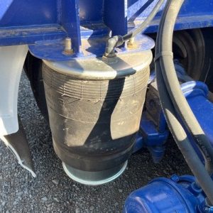 Haulmark Tri/A B-Double 7 m (2000) – Bild 11